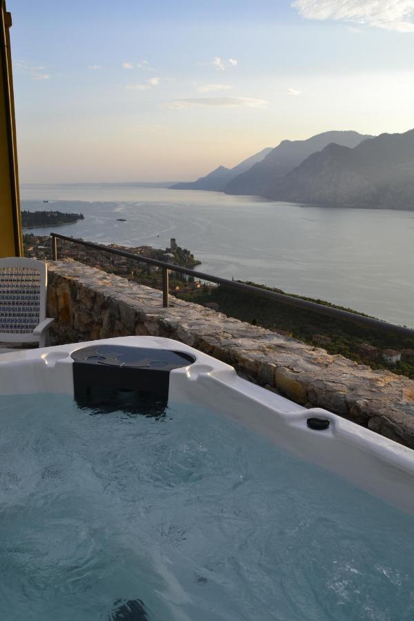 Appartamenti Casa Palazzina Malcesine Exteriör bild