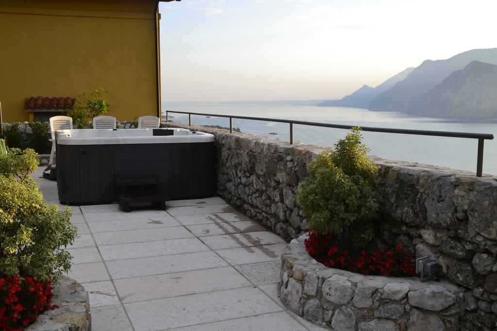 Appartamenti Casa Palazzina Malcesine Exteriör bild