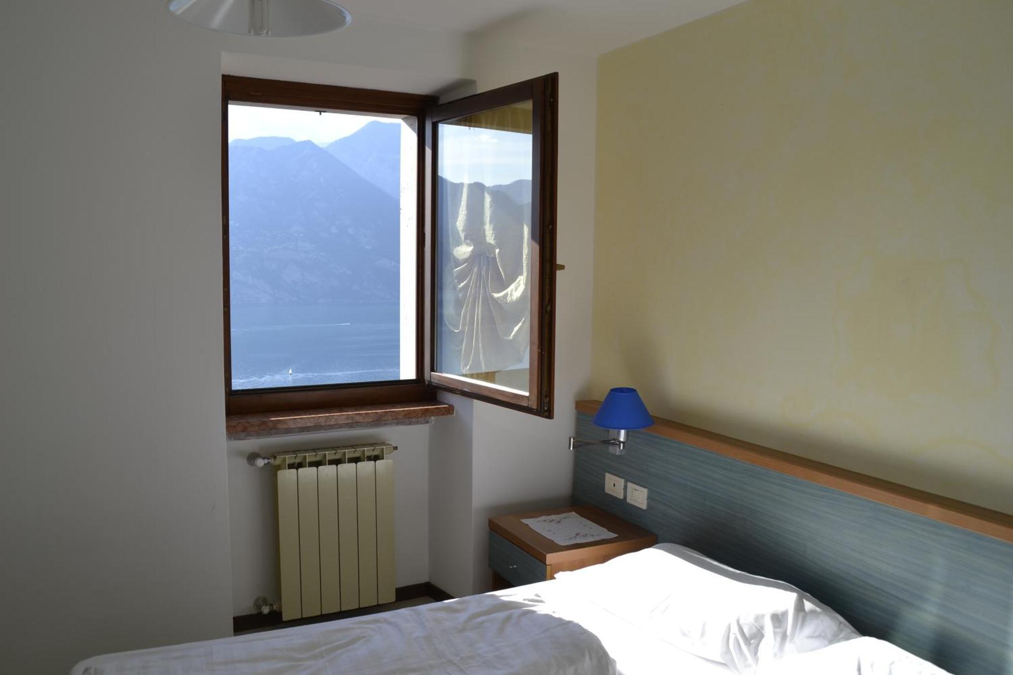 Appartamenti Casa Palazzina Malcesine Exteriör bild